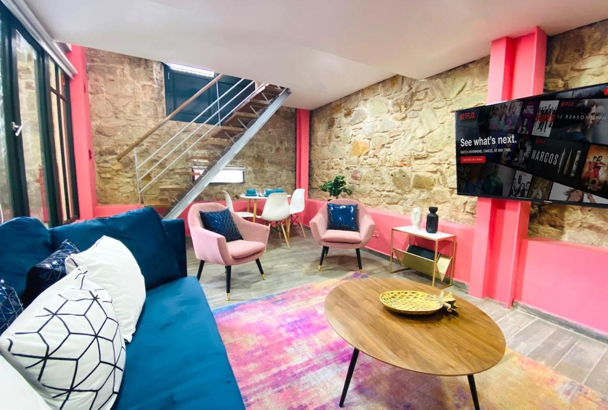 Amazinn Places Casco Viejo Pink Desing And Pool IX Панама Сити Екстериор снимка